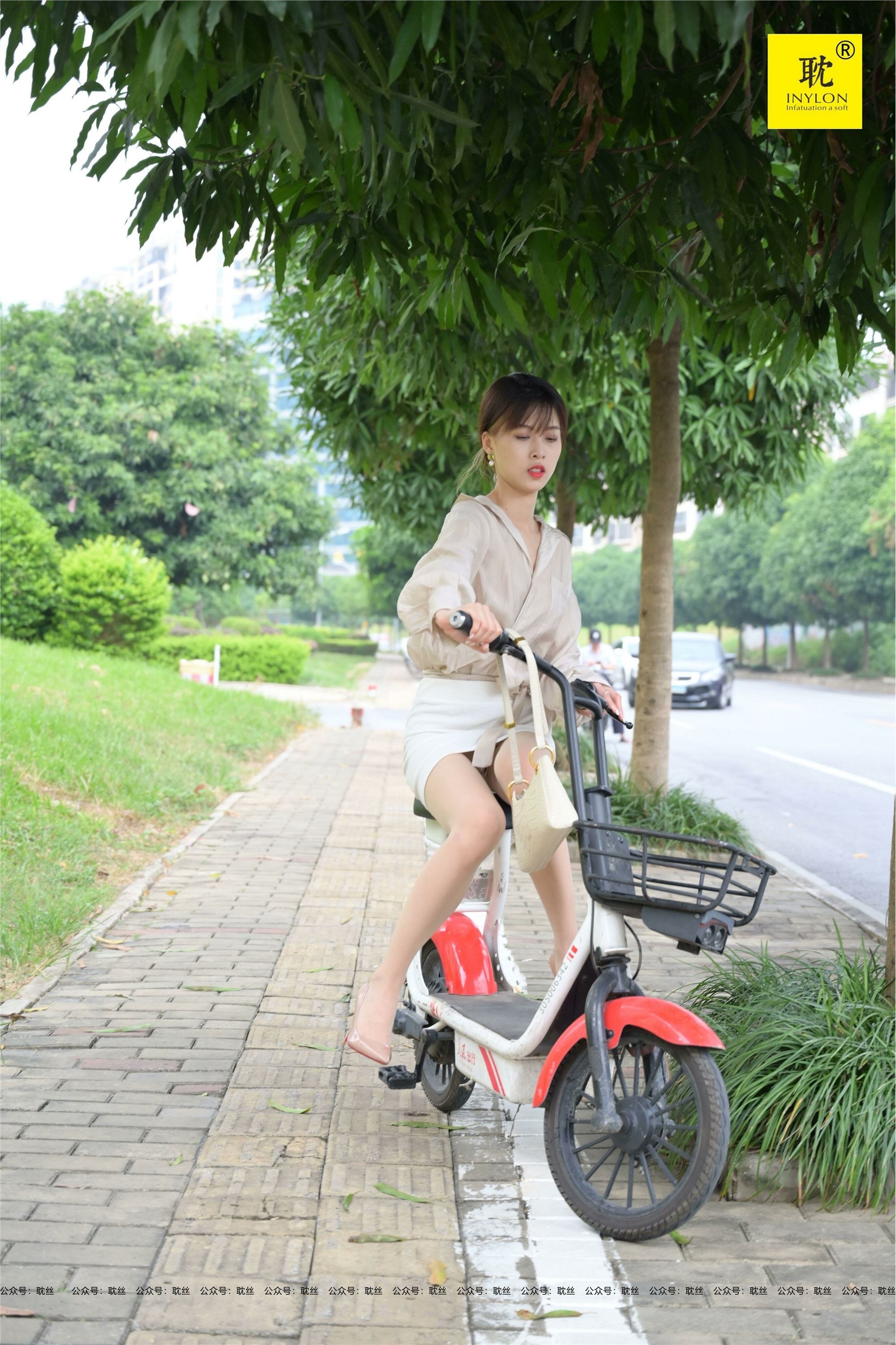 IESS异思趣向  第N种幻想之《一个人下班》⑤ 丘主管